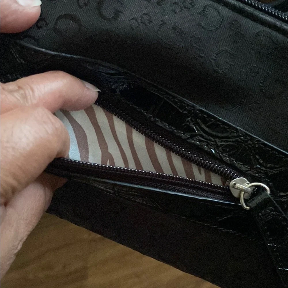 Guess Black Signature G Logo Wristlet